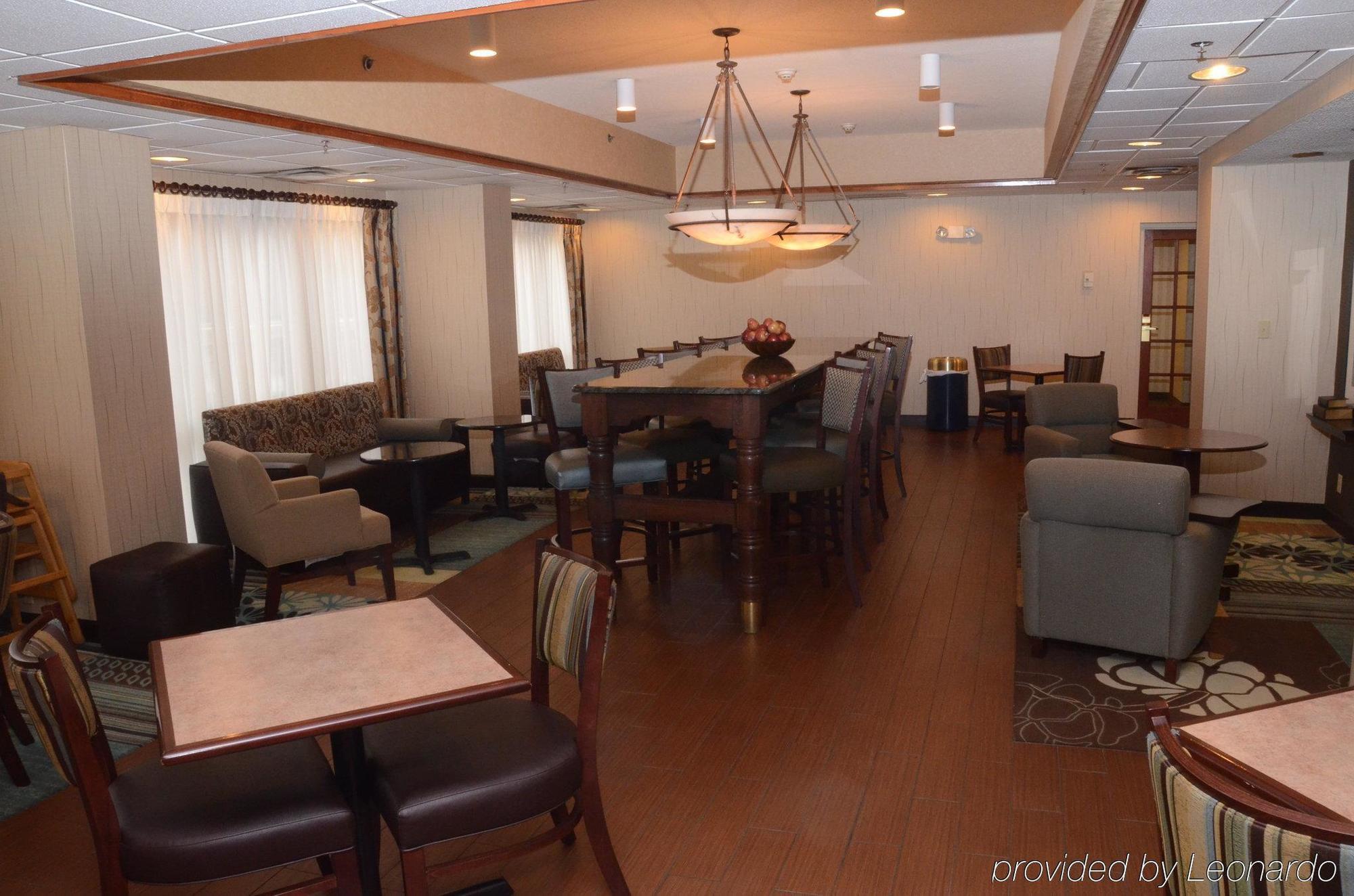 Hampton Inn Abingdon Εξωτερικό φωτογραφία