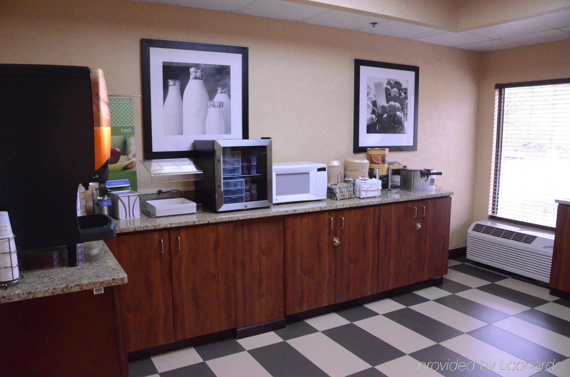 Hampton Inn Abingdon Εξωτερικό φωτογραφία